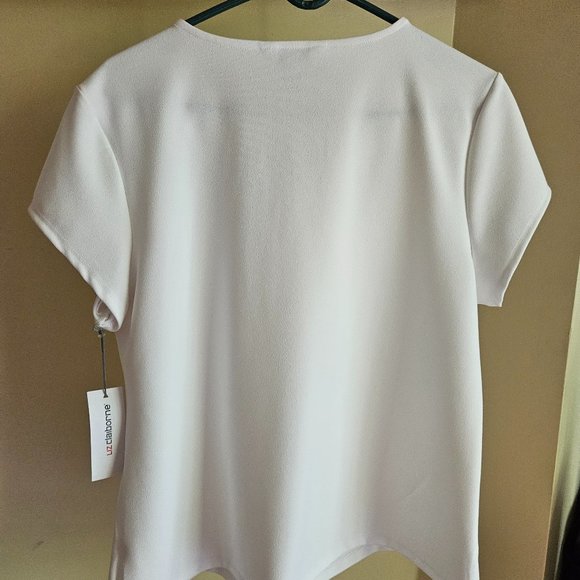 White Liz Claiborn Texture T Shirt Blouse NWT - Picture 2 of 10